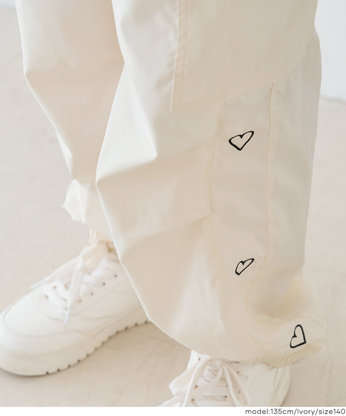 セール☆2290円→1990円 ハート刺繍ジョガーパンツ キッズ メール便