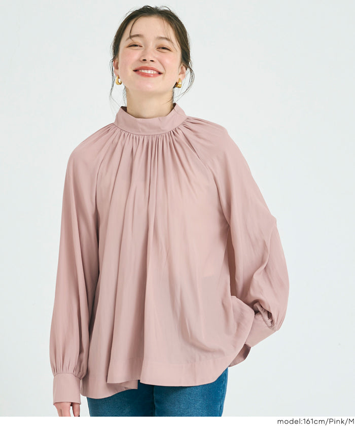 yori バックリボンサテンブラウス ブラック yori(ヨリ)の「バックリボンサテンブラウス【2022SM】6月下旬発売予定