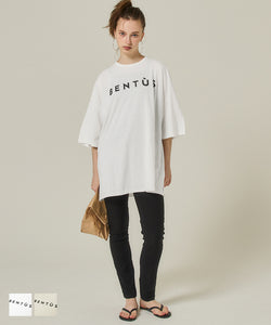 T-shirt ladies' cut-and-sew tunic middle length logo body cover oversize short sleeve crew neck slit no mail delivery 23ss coca coca