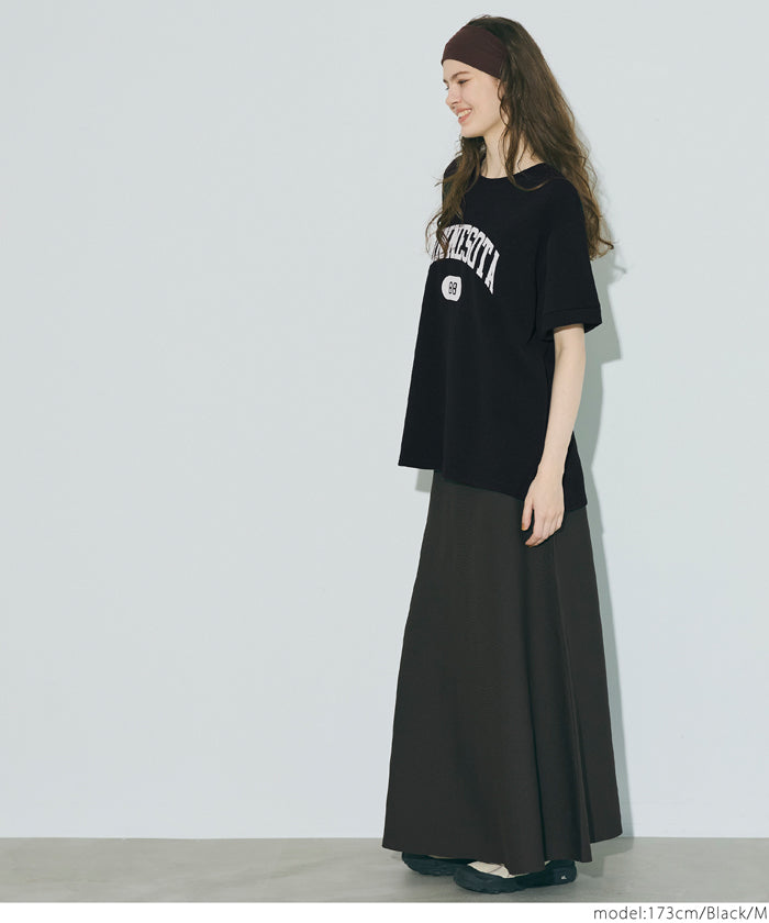 セール☆1490円→990円 エンボスロゴTシャツ レディース メール便不可