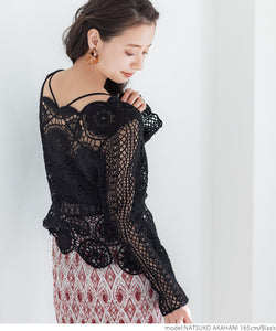 Cut and sew ladies crochet lace sheer flare sleeve crochet scalloped round neck layered long sleeves mail delivery available 23ss coca